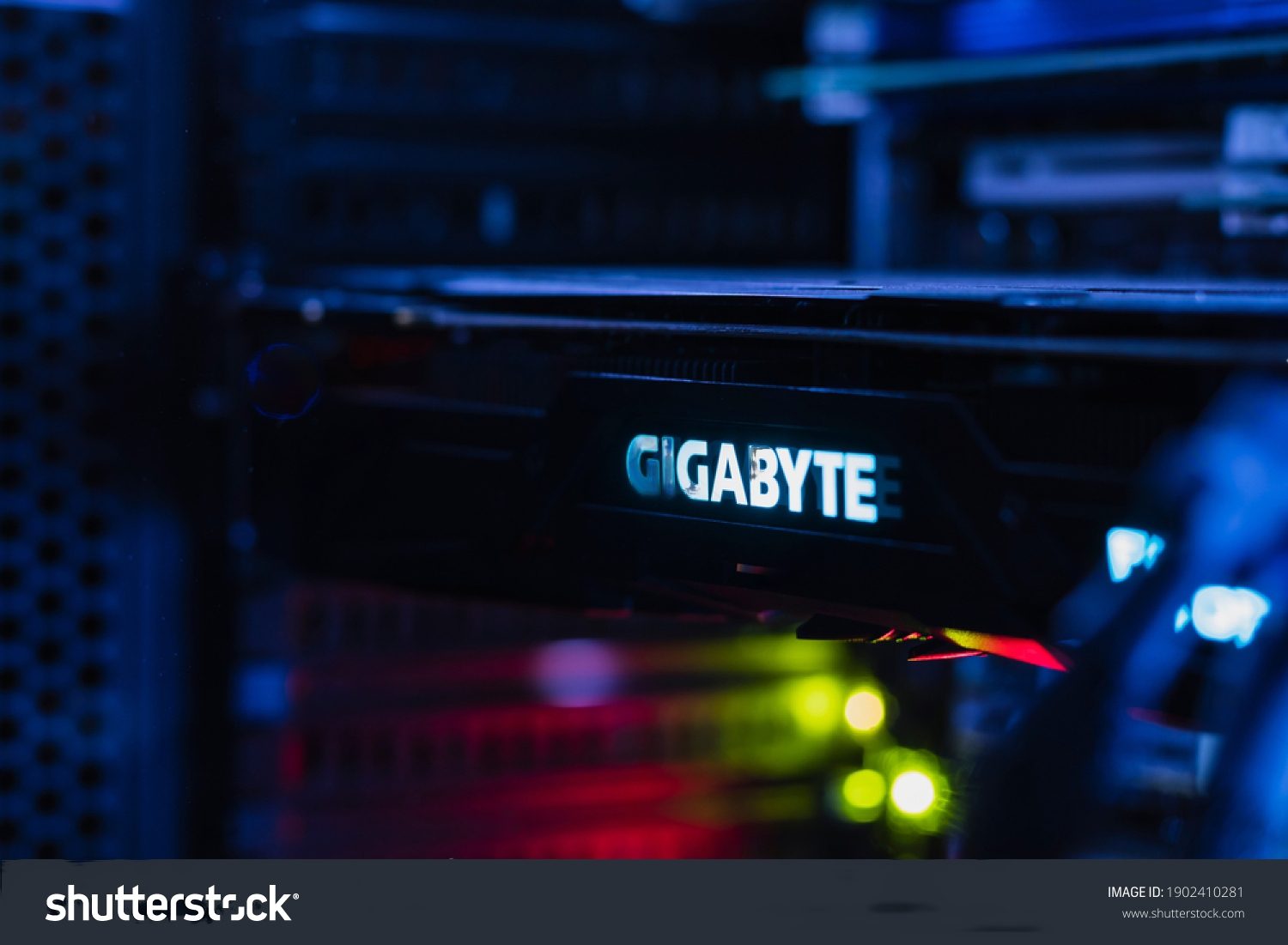 GIGABYTE G593-SD0 AI computing server review
